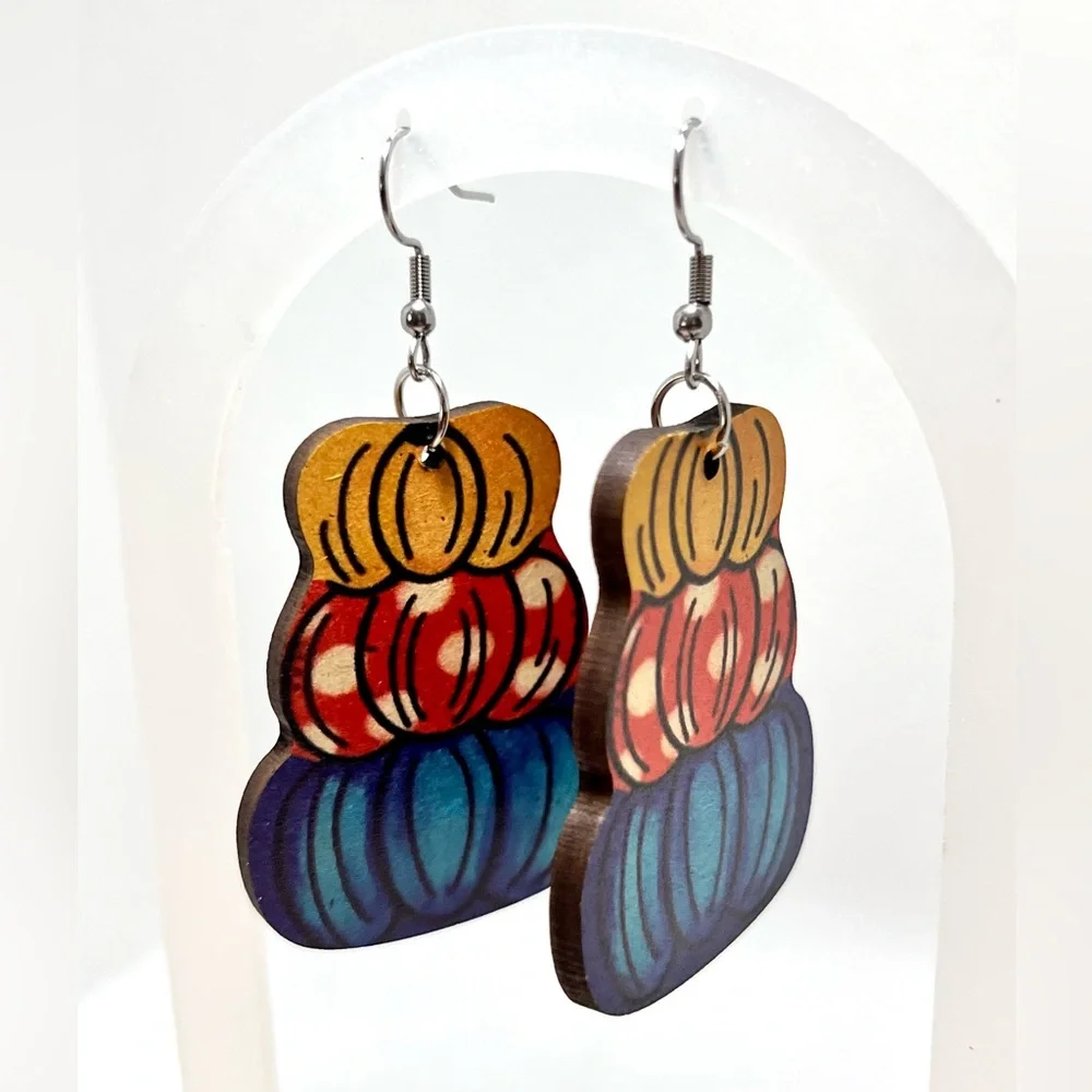 NWT Pumpkin Stack Drop & Dangle Earrings Lightweight Wood Fall Autumn Halloween - Picture 4 of 8